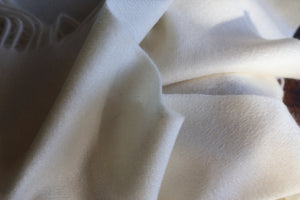 The Signature Cashmere Drea - Ivory