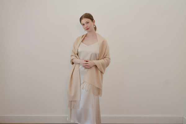 The Signature Cashmere Drea - Oat
