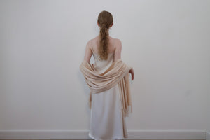 The Signature Cashmere Drea - Oat